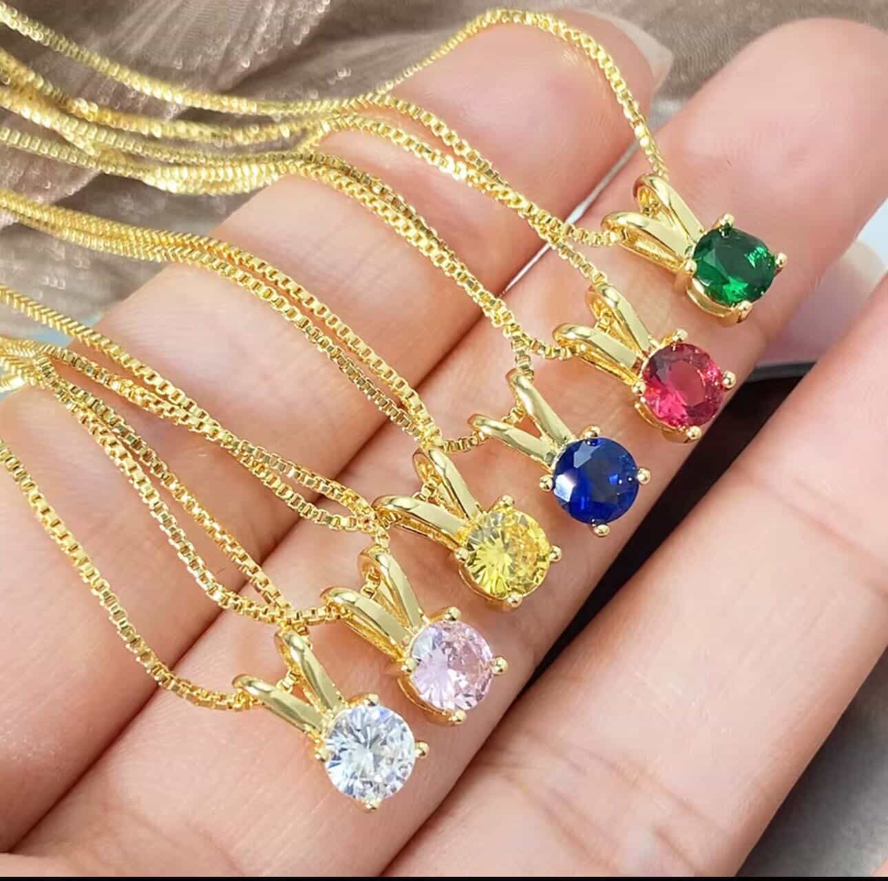 Pendiente Solitario 18K | ND Luxury Jewelry