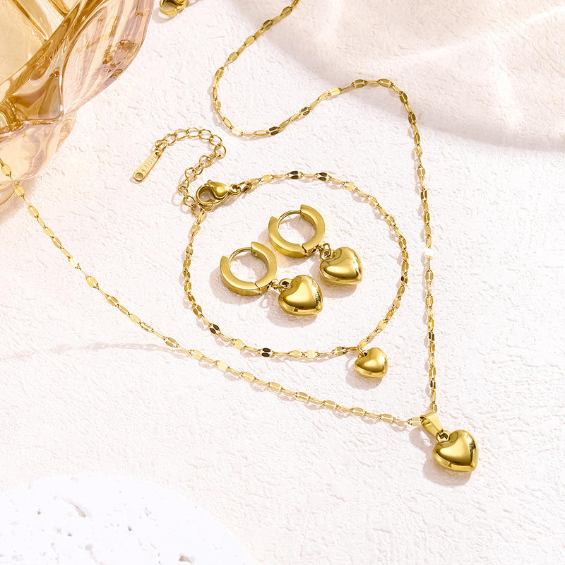 Elegant 18K gold heart jewelry set ND Luxury Jewelry