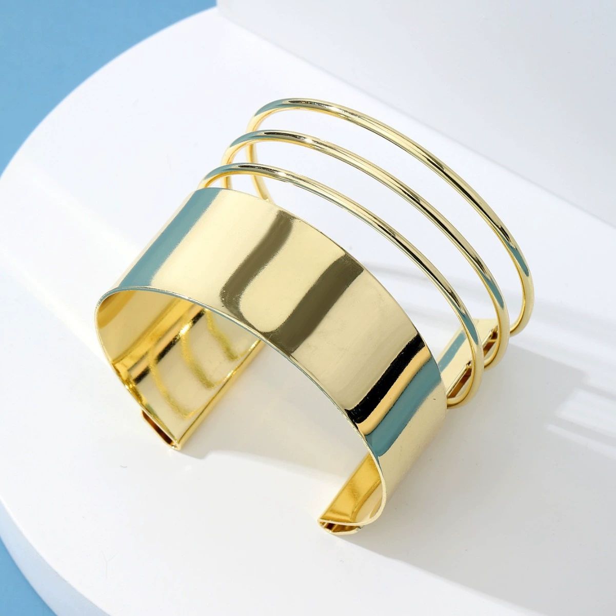 Elegant 18K gold plated bracelet ND Luxury Jewelry