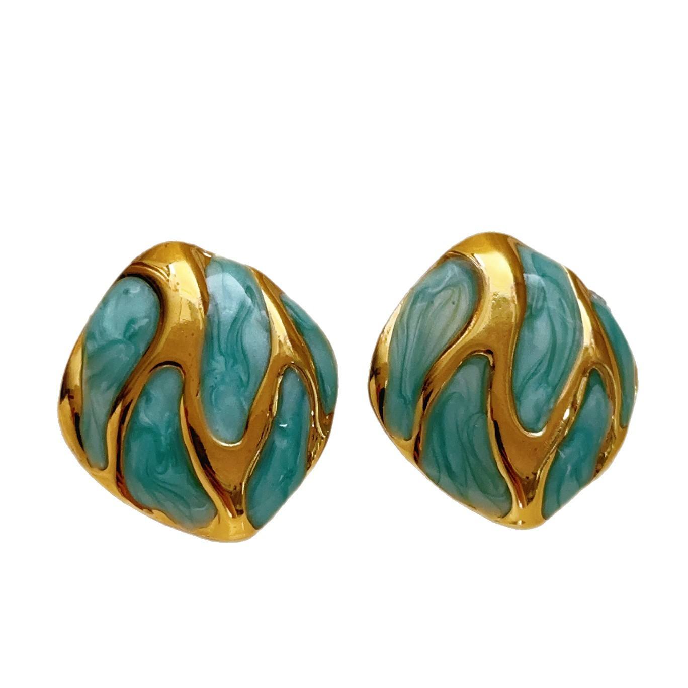 Pendientes coloridos y versátiles by ND Luxury Jewelry