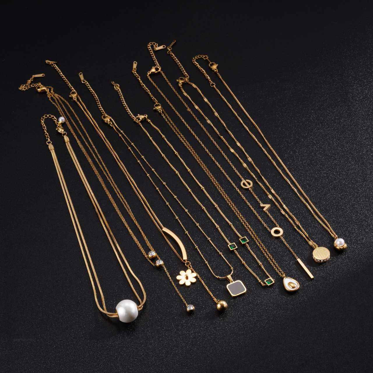 Elegant 18K minimalist necklace ND Luxury Jewelry