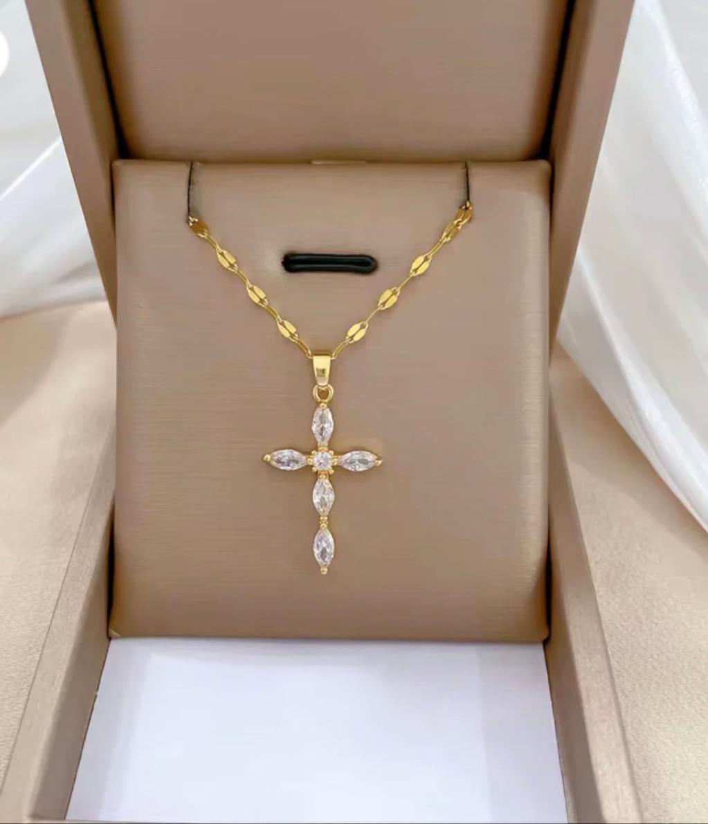 Luxury Cristal Cross pendant necklace
