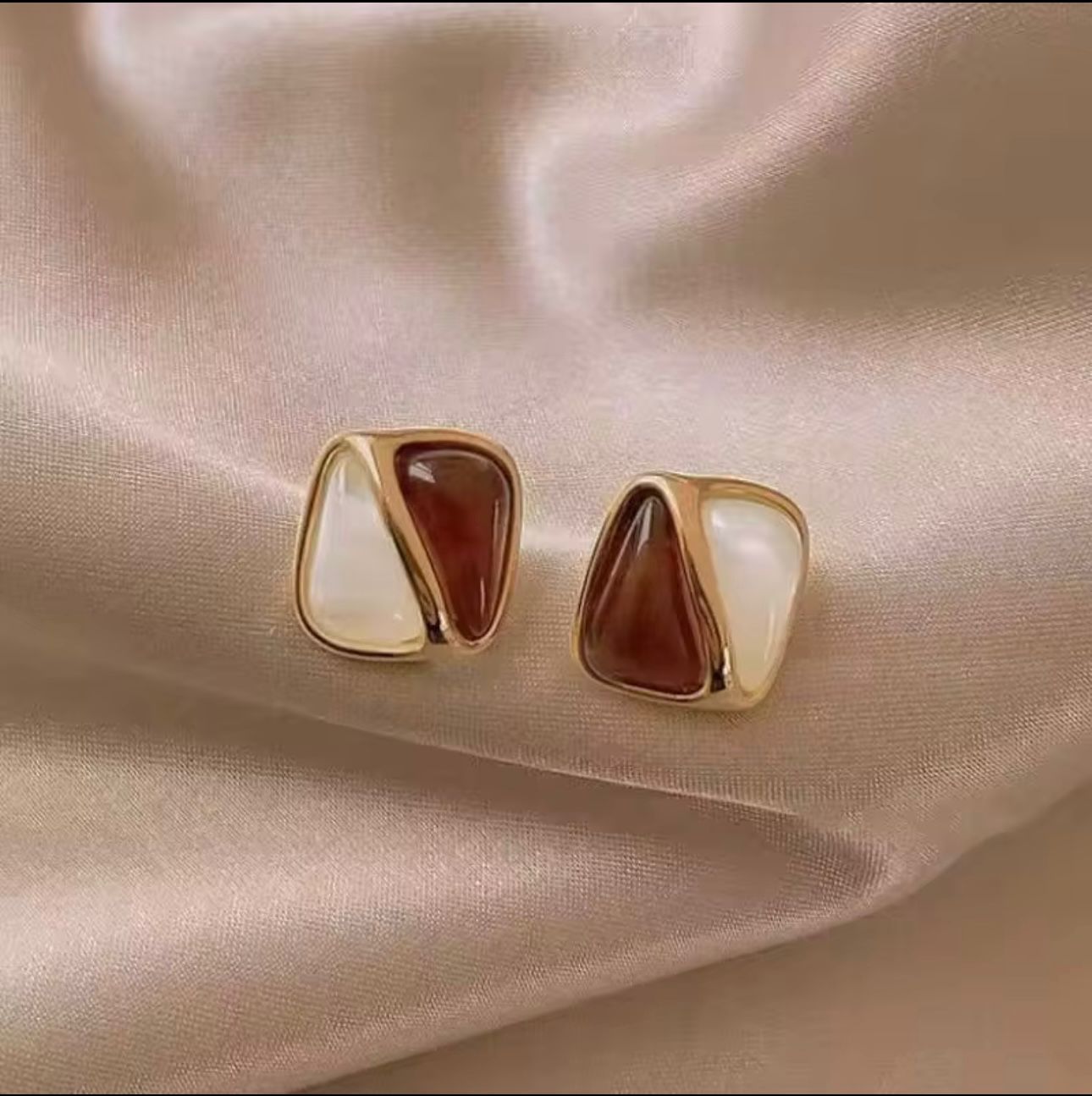 Pendiente earrings by ND Luxury Jewelry